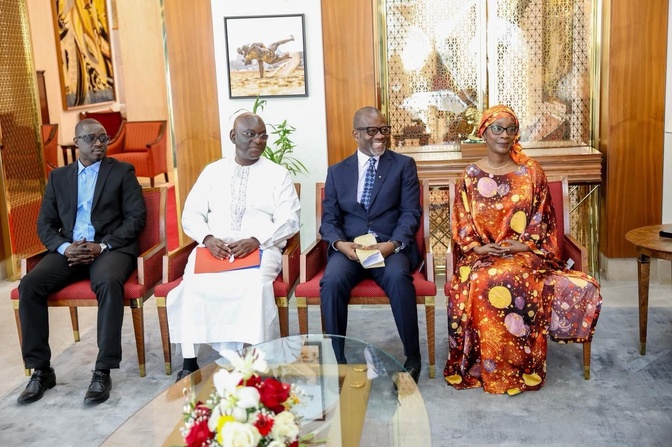 Diomaye Faye rend hommage à Abdoulaye Wade Diomaye Faye rend hommage à Abdoulaye Wade