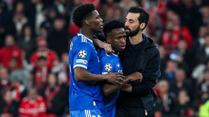 Real Madrid : Tchouaméni prêt à l'acte radical pour soutenir Vinicius