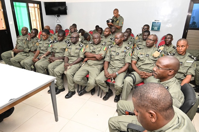 Tournée du Directeur général des Douanes : à Kidira, cap sur la coopération et la performance