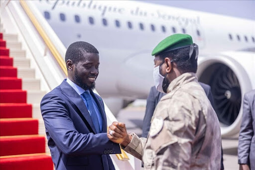 Attaques au Mali : Bassirou Diomaye Faye condamne avec fermeté