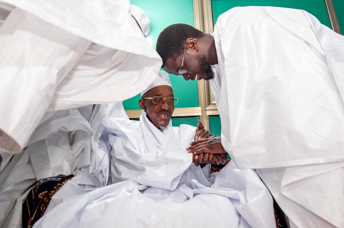 À Médina Gounass, Bassirou Diomaye Faye conclut sa tournée sous le signe du spirituel