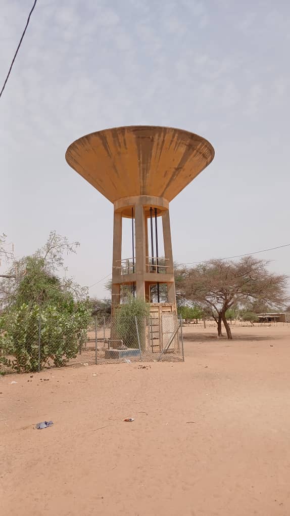 Deux forages à l’arrêt : le village de Mbolo Birane alerte sur une grave pénurie d’eau
