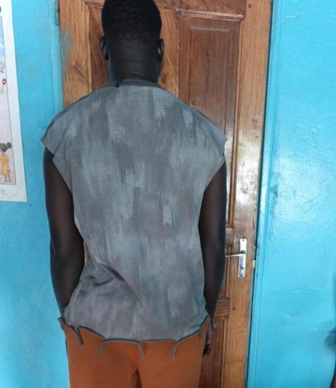 Karang : 3,5 kg de haschich saisis par les Douanes pour une valeur de 17,5 millions FCFA Karang : 3,5 kg de haschich saisis par les Douanes pour une valeur de 17,5 millions FCFA