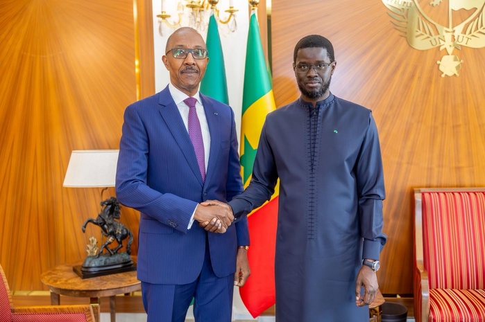 République : Au Palais présidentiel, le Président Bassirou Diomaye Faye lance le dialogue national avec quatre anciens Premiers ministres