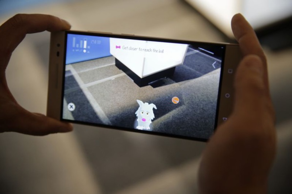 Lenovo, Google dévoile le téléphone qui connaît son chemin autour d'une pièce