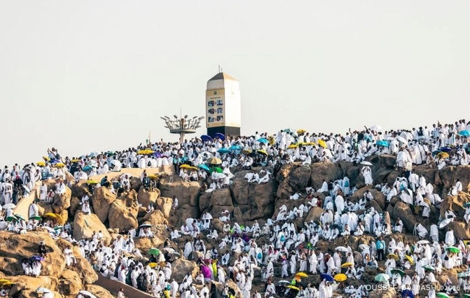 Hajj 2026 : Arafat accueille des milliers de pèlerins dans une intense ferveur spirituelle