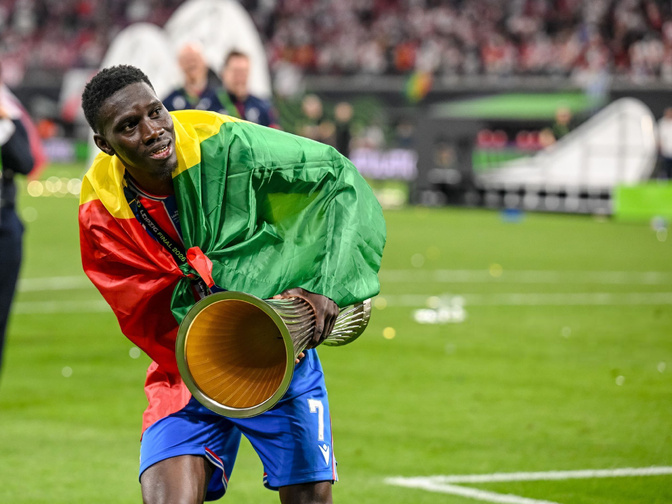 Ismaïla Sarr entre dans l’histoire avec Crystal Palace en Ligue Conférence