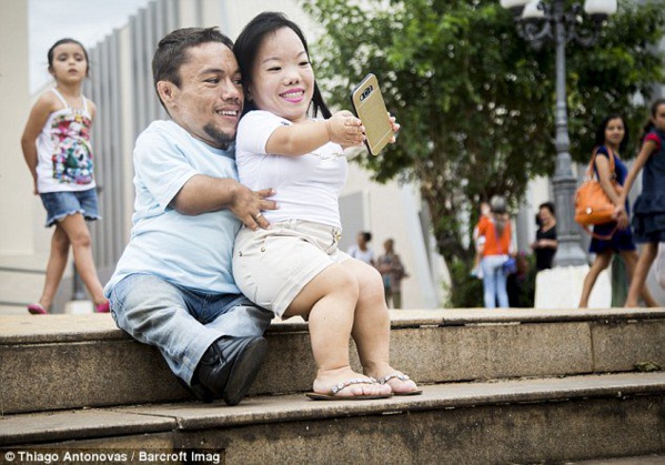 Voici le couple le plus court du monde
