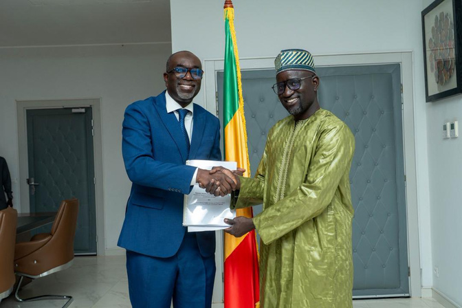 Emploi et formation professionnelle : Idrissa Samb prend les rênes avec l’ambition de renforcer les résultats