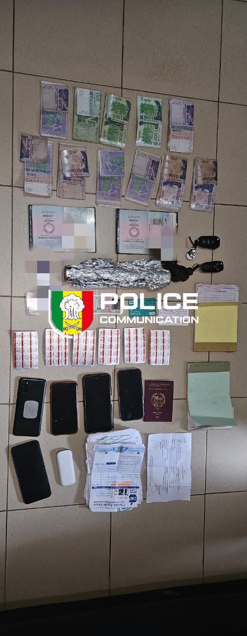 Trois personnes arrêtées dans une affaire de trafic de haschisch, cocaïne et MDMA