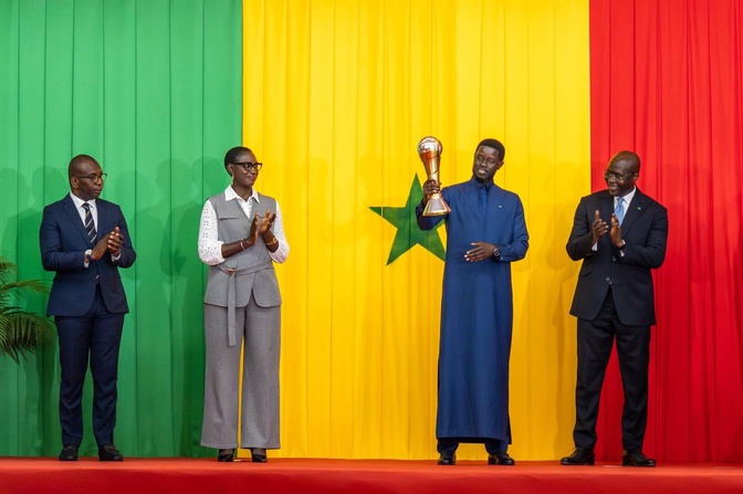 Diomaye Faye célèbre les champions d’Afrique U17 et U15 : des distinctions et plus de 311 millions FCFA de récompenses