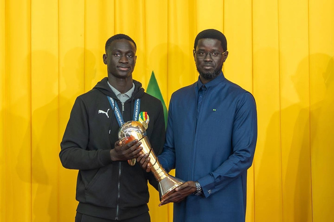 Diomaye Faye aux jeunes champions d’Afrique : « Respect, humilité et fair-play ».