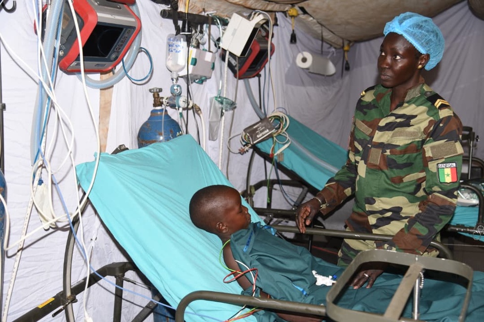 SANTÉ  :  VISITE DES AUTORITES ET DEMARRAGE DES CONSULTATIONS A L’HOPITAL MILITAIRE DE CAMPAGNE DE MBANE