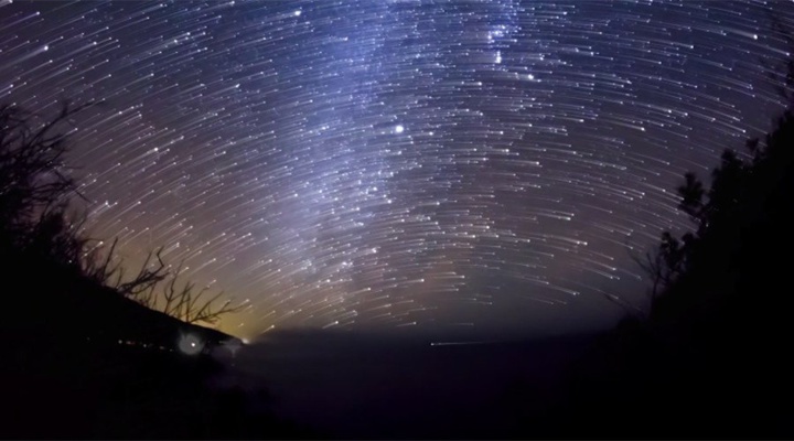 Découvrez les Bootides, ce phénomène incroyable qui traversera notre ciel fin juin ! Ouvrez grands les yeux...