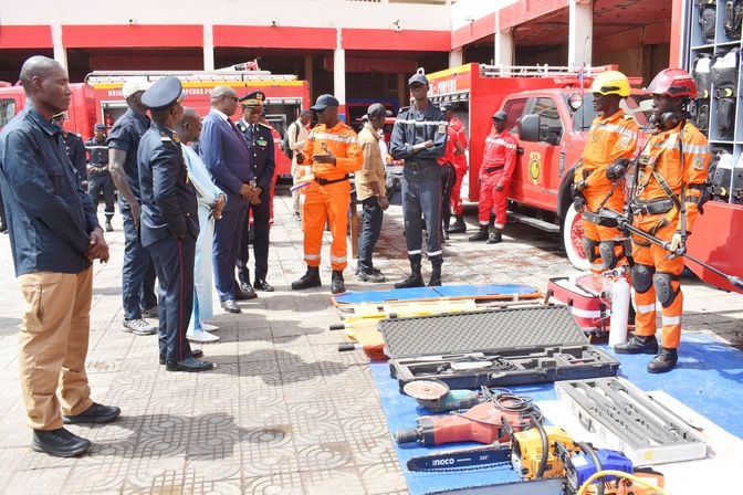 Visite du Ministre de l’Intérieur à la Brigade nationale des Sapeurs-pompiers : un hommage appuyé au courage des soldats du feu