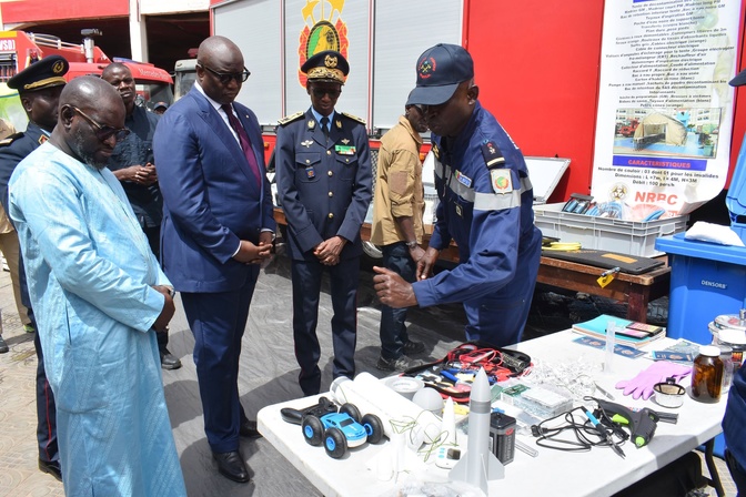 Visite du Ministre de l’Intérieur à la Brigade nationale des Sapeurs-pompiers : un hommage appuyé au courage des soldats du feu