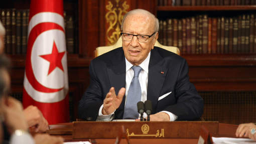 Tunisie: l'état d'urgence prolongé d'un mois
