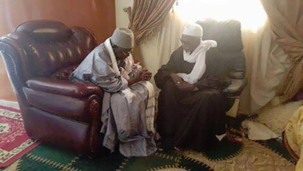 Serigne Abdoul Aziz Sy Al Amine a presenté les condoléances de la Hadara Tidjaniyya à Serigne Cheikh Sidy Mokhtar Mbacké