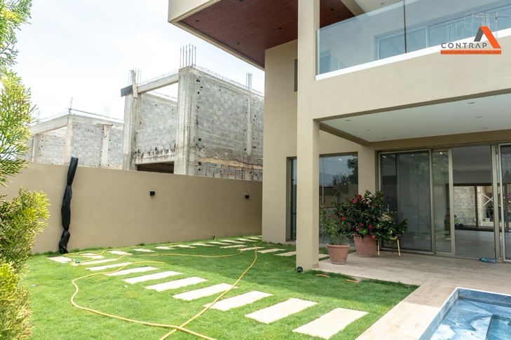 CONTRAP : la villa témoin « Maison Merveille » bientôt livrée, un projet immobilier haut de gamme à 98 % d’avancement