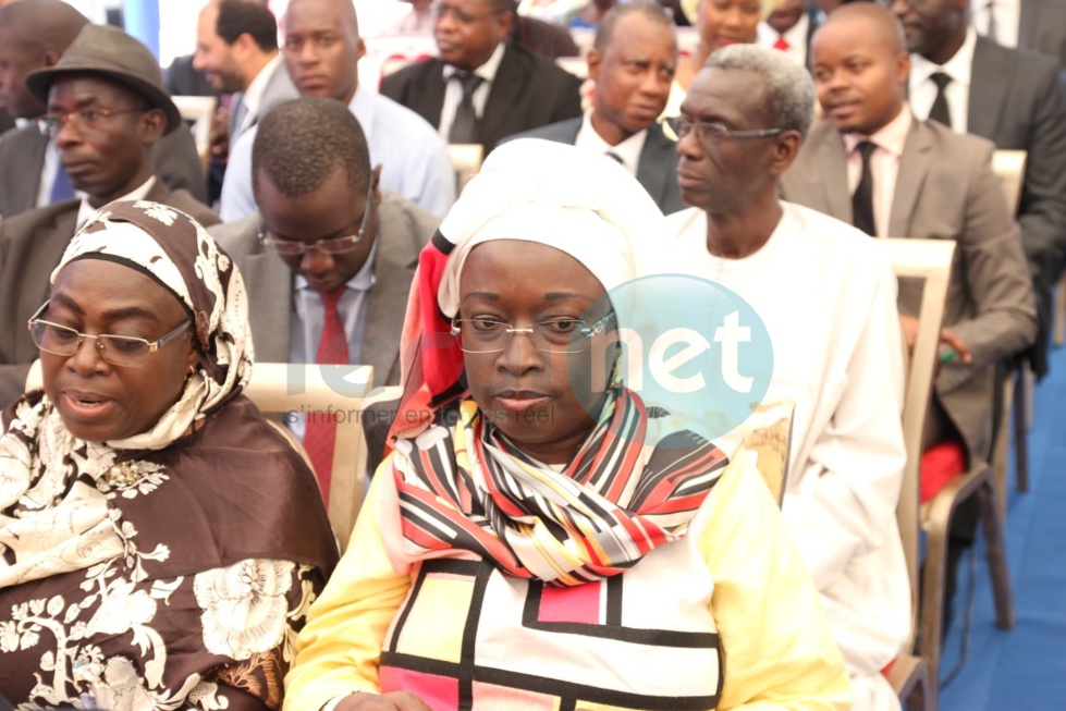 En images, l'inauguration du Centre Numérique de Services Atos pour l’Afrique de l’Ouest par le président de la République