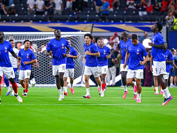 France/Angleterre – L’équipe des Bleus annoncée avec Mbappé à gauche