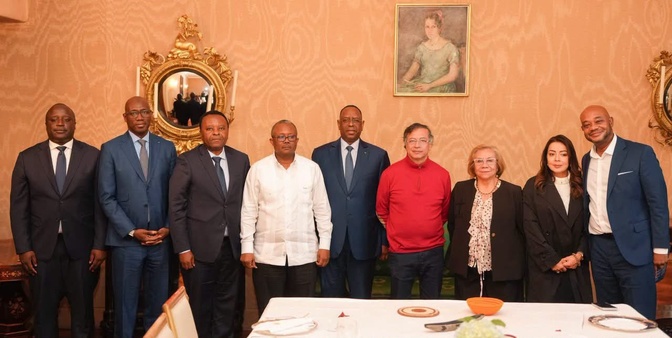 Macky Sall reçu par Gustavo Petro à Bogota dans le cadre de sa campagne pour l’ONU