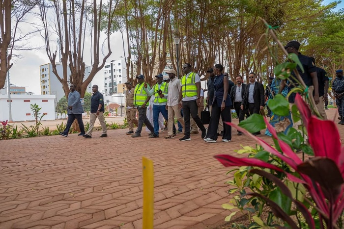 JOJ Dakar 2026 : Bassirou Diomaye Faye réceptionne la piscine olympique et le stade Iba Mar Diop