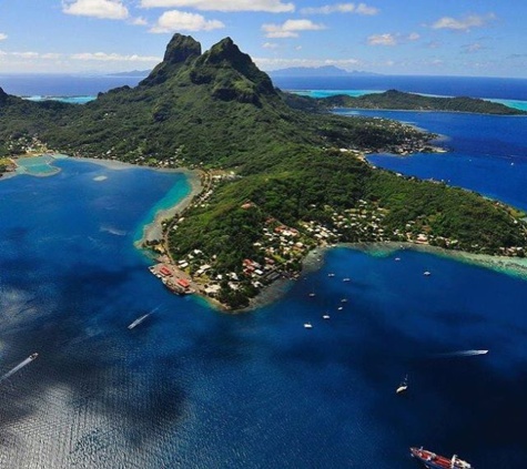 Les images de Samuel Eto’o en lune de miel à Bora Bora