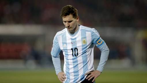 Argentine : dépité, Messi annonce sa retraite internationale !