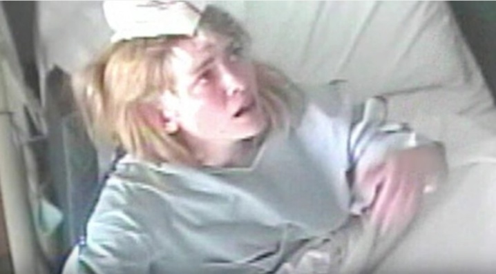 Une Américaine de 24 ans exorcisée de sa folie par un simple test