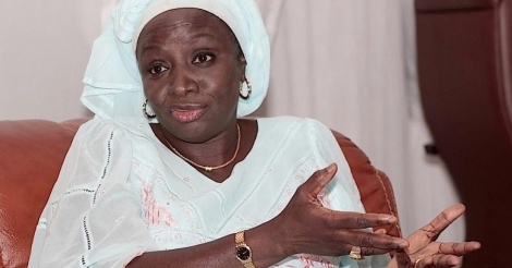 Mimi dément son départ de l'Apr : "Je serai la seconde à démissionner après Macky Sall" Mimi dément son départ de l'Apr : "Je serai la seconde à démissionner après Macky Sall"