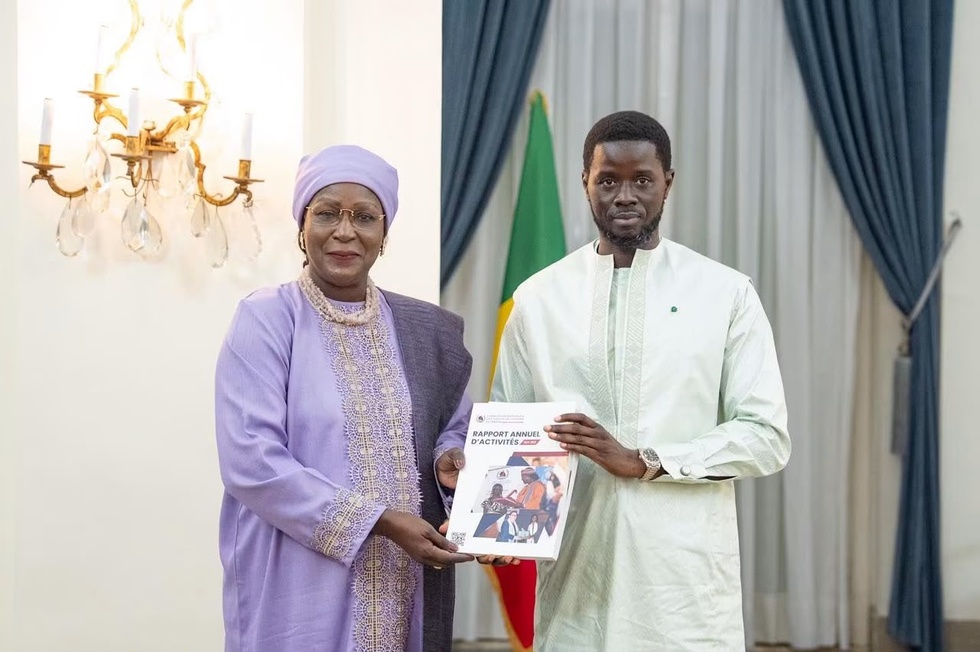Bassirou Diomaye Faye reçoit les rapports 2023, 2024 et 2025 de la Commission nationale des Droits de l'Homme