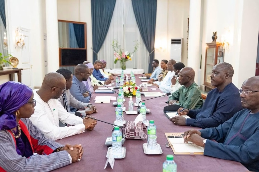 Bassirou Diomaye Faye reçoit les rapports 2023, 2024 et 2025 de la Commission nationale des Droits de l'Homme