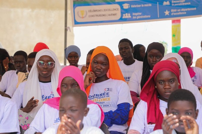 Diourbel célèbre ses meilleurs élèves : Dr Alioune Dione appelle à faire de l’excellence un moteur du développement national