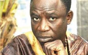 Thione Seck évacué à la clinique du Cap, son retour sur …