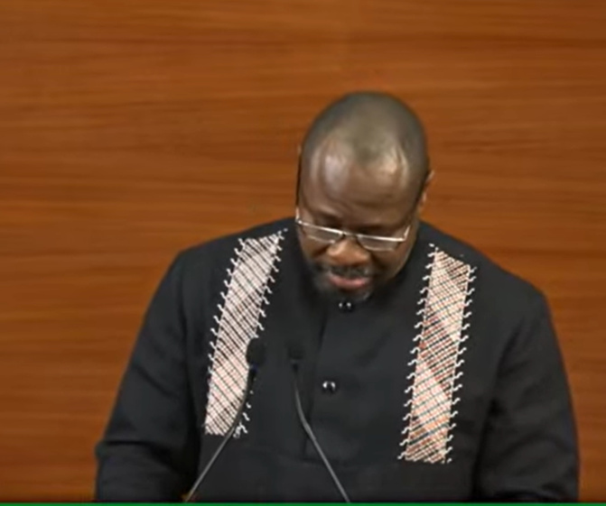 Guy Marius Sagna interpelle le ministre sur les difficultés des travailleurs
