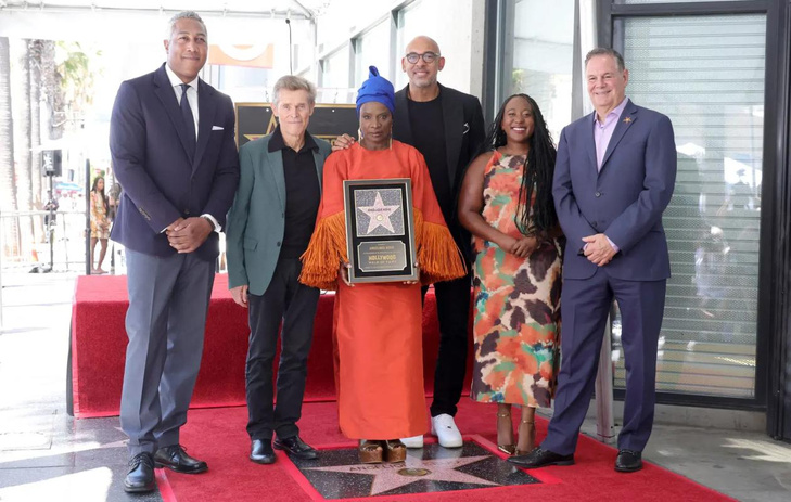 Angélique Kidjo au Walk of Fame : les dessous méconnus d’une distinction très convoitée