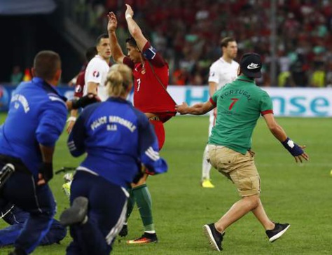 Le supporter qui a fait peur à Cristiano Ronaldo