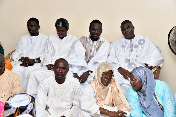 Thiènaba : Ousmane Sonko en visite chez le Khalife général Baye Serigne Assane Seck