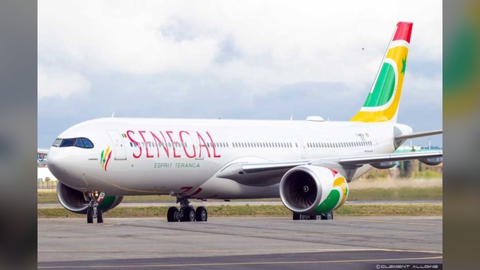 Air Sénégal reçoit un Boeing 737-800 et ira chercher la flamme olympique à Athènes