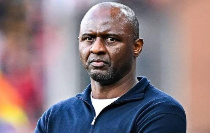 Équipe nationale : Patrick Vieira serait reparti en France, l’arrivée sur le banc des Lions toujours bloquée