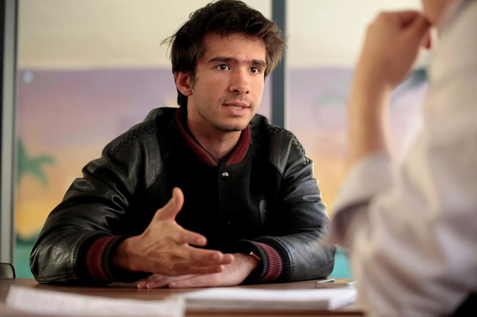 France : Juan Branco s’en prend vivement à la justice et dénonce la nomination de Rachida Dati