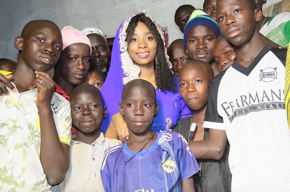 Photos: Distribution de Ndogou de Adiouza et son fan’s club à Keur Massar