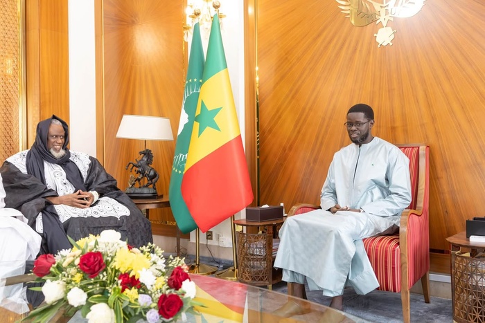 Bassirou Diomaye Faye reçoit Cheikh Ndiguel Sène et salue son engagement pour l’éducation des jeunes