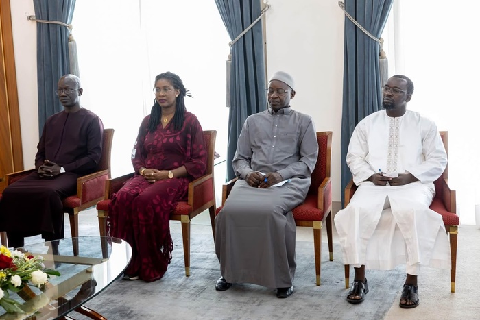 Bassirou Diomaye Faye reçoit Cheikh Ndiguel Sène et salue son engagement pour l’éducation des jeunes