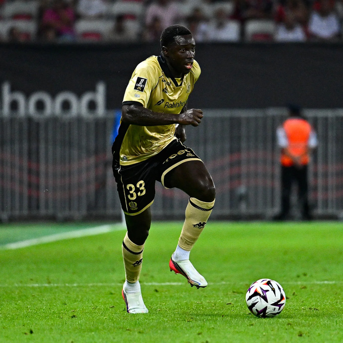 Antoine Mendy touché au genou avec l'OGC Nice