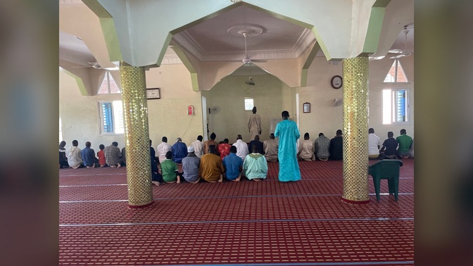 De la natte au téléphone : cinquante ans de sermon sénégalais
