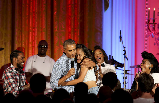 Photos : Kendrick Lamar séduit Malia Obama... sous les yeux de son père !