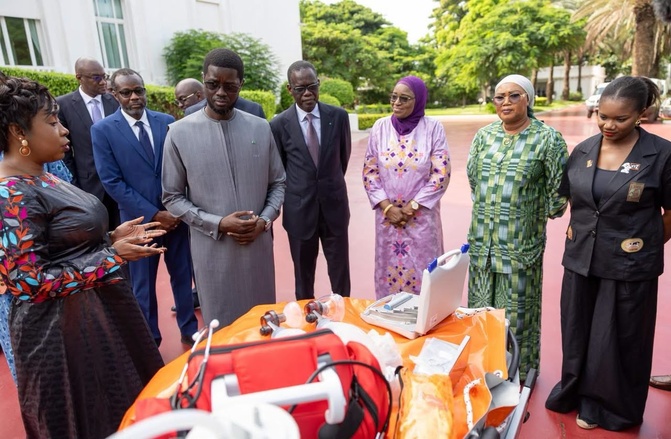 Système de santé : l’État réceptionne 153 ambulances pour 8,1 milliards FCFA