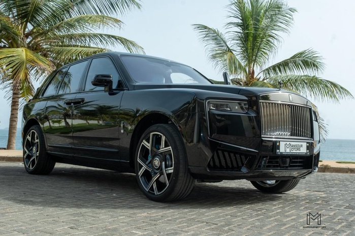 Luxe automobile : Mansour Ndao expose Rolls-Royce Cullinan et Ferrari Purosangue à Dakar